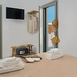 Luaz Naxian Living 2 *