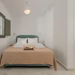 Luaz Naxian Living 2 *