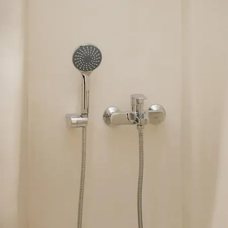 בית נופש Luaz Naxian Living 2